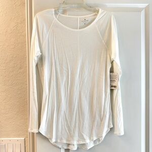 Athleta Shanti White Long Sleeve Women's Top